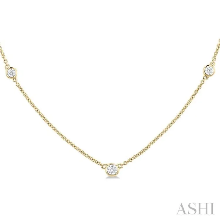 1/4 Ctw Bezel Set Round Cut Diamond Station Necklace in 14K Yellow Gold