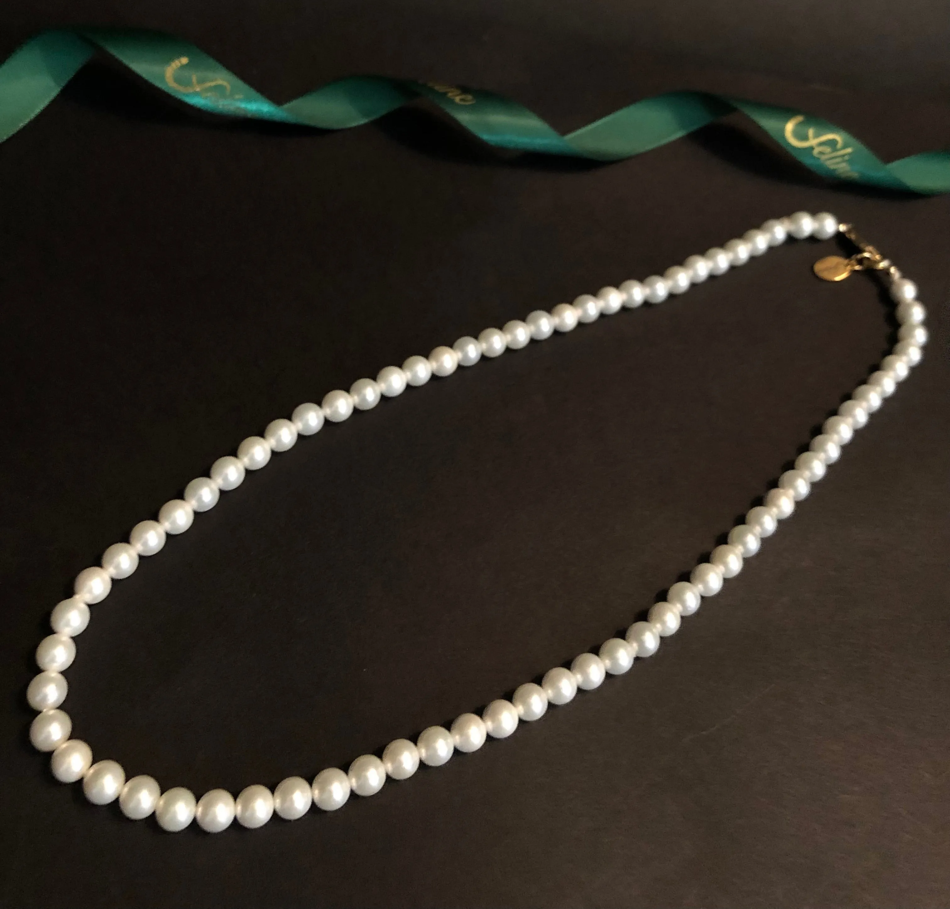 Classic Pearl Necklace