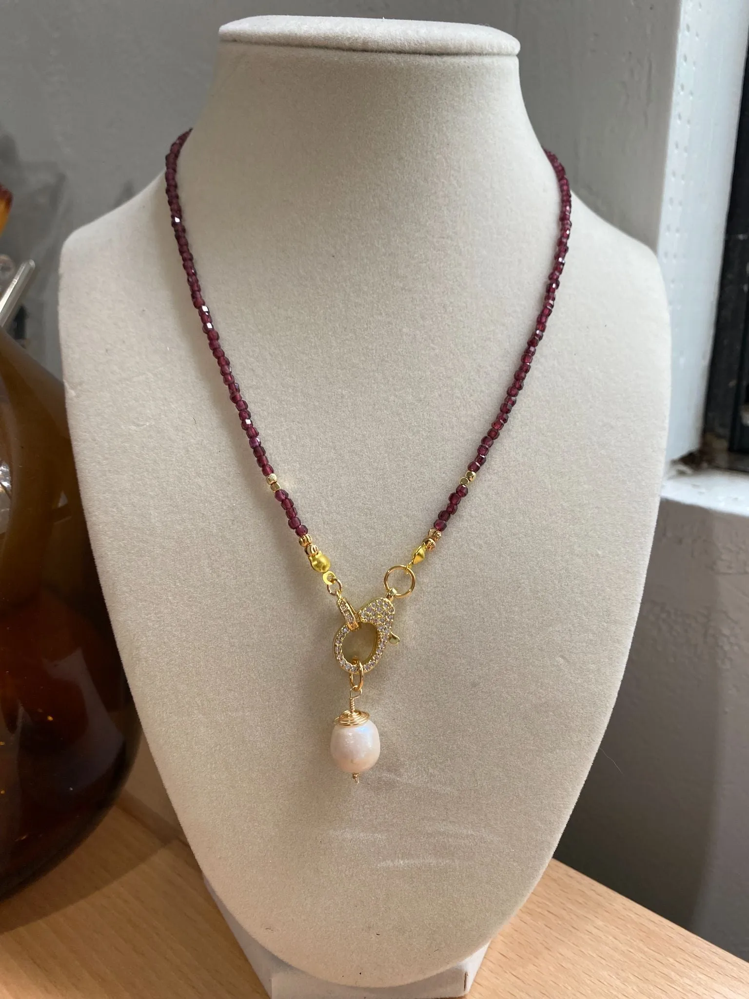 Gemstone Bead Necklace with Pendant