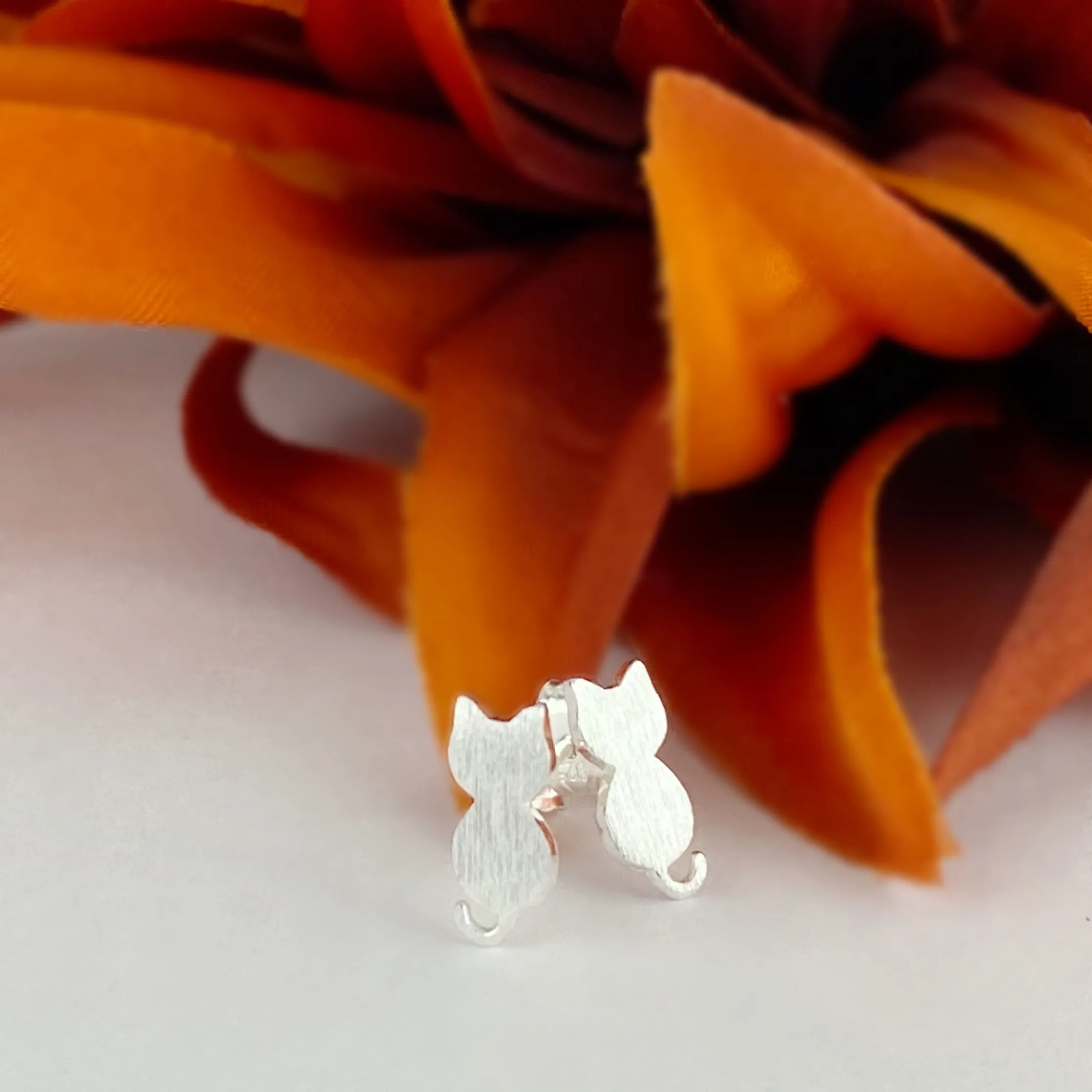 Little Kitty Earrings - VE572