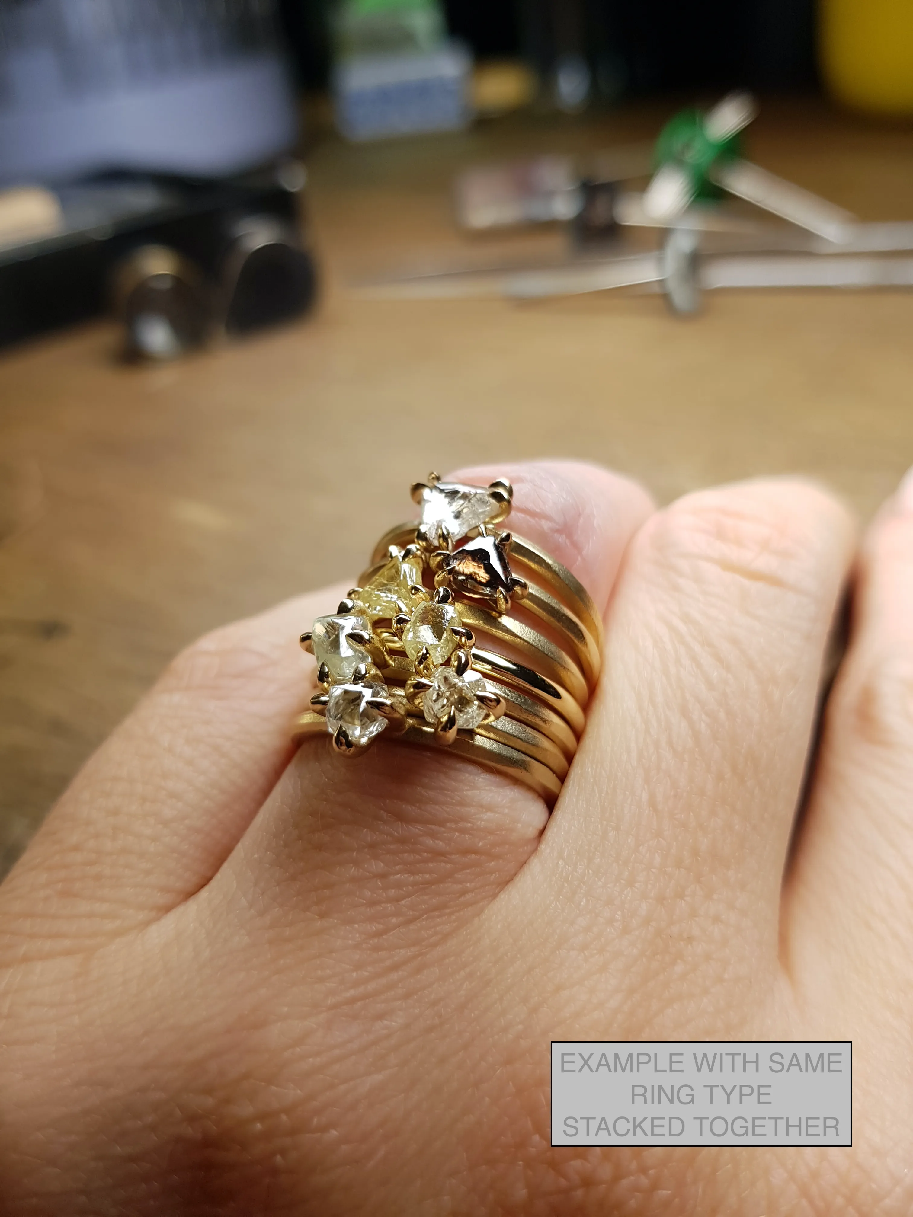 Simple Gold Ring with a Raw Twist – 0.34 ct.