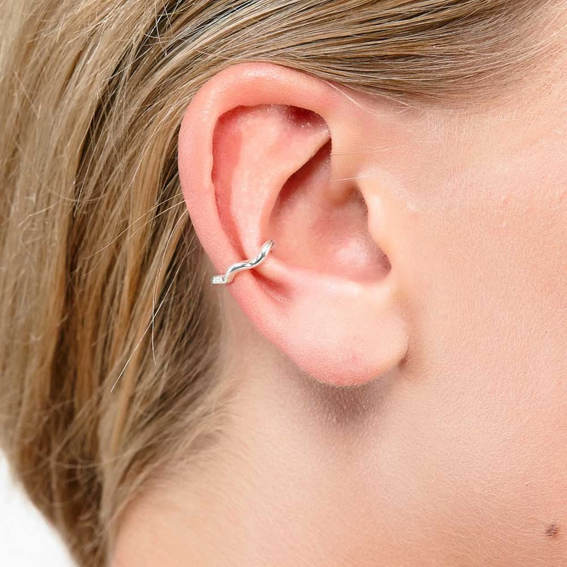 Splash Ear Cuff