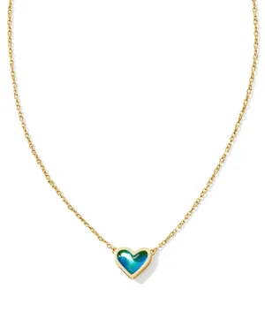 The Framed Ari Heart Gold Short Pendant Necklace in Mood Stone