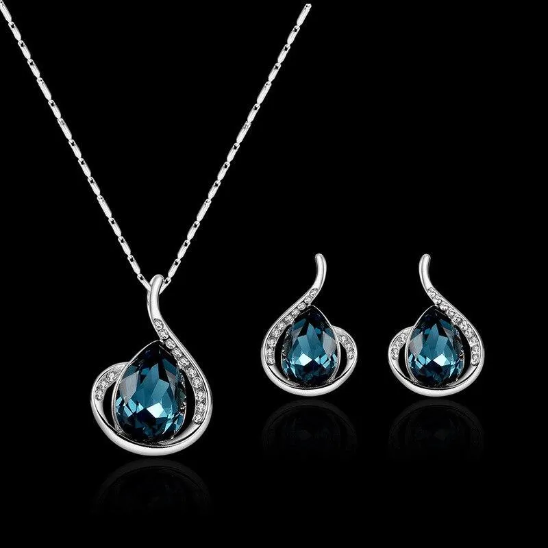 Women Elegant Waterdrop Rhinestone Pendant Necklace Earrings Set